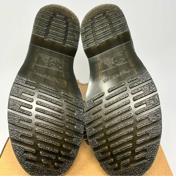 Dr.Martens 2976 Vegan Black/Rich Purple 
Size 8 - Picture 7 of 9